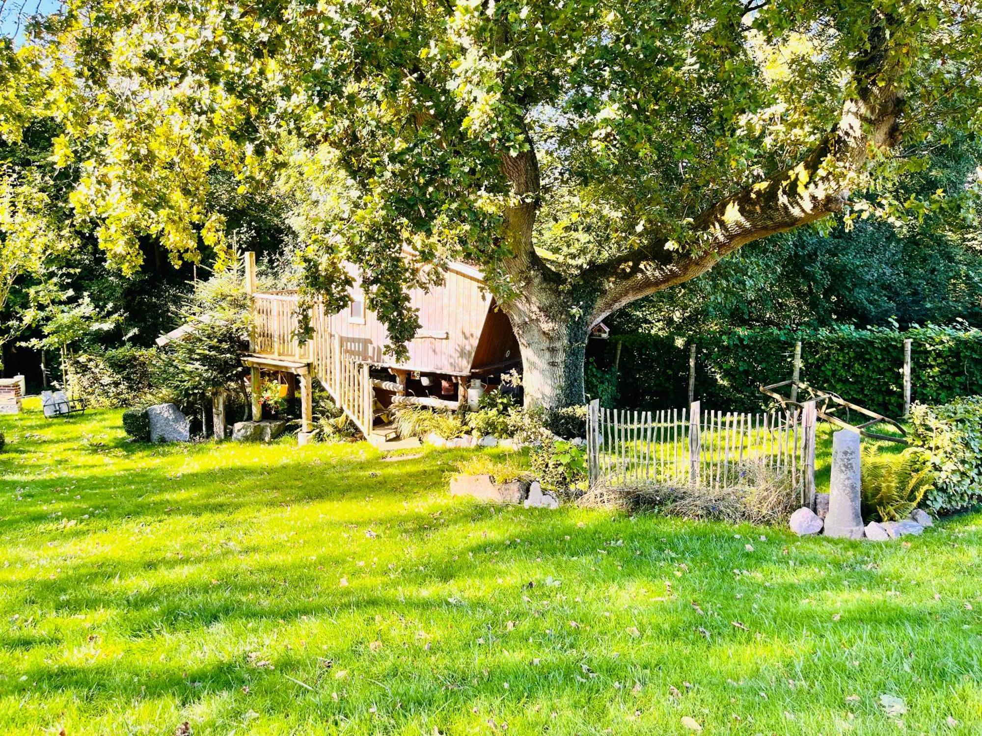 La Cabane Perchee Du Trappeur Ecrainville Ngoại thất bức ảnh