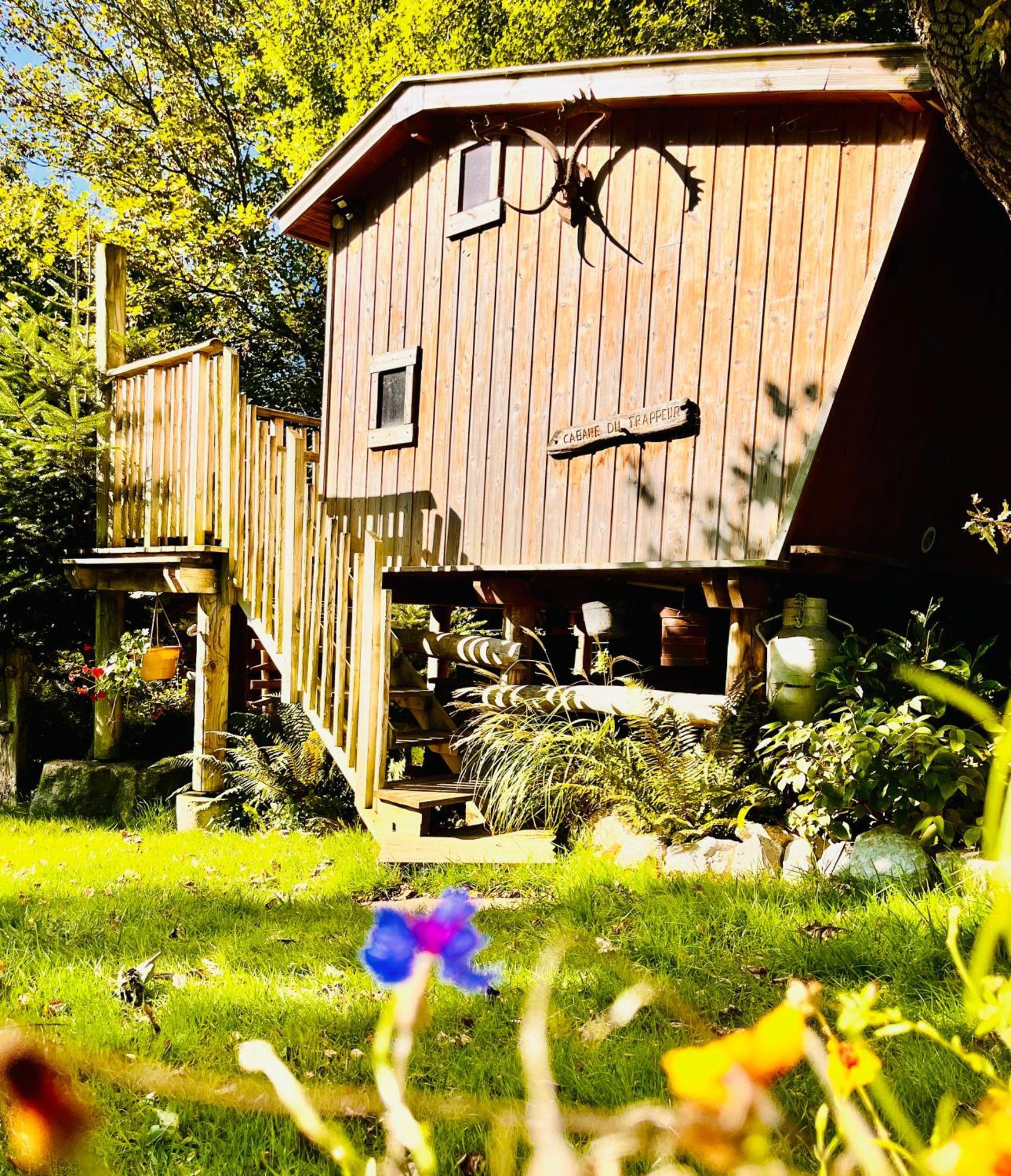 La Cabane Perchee Du Trappeur Ecrainville Ngoại thất bức ảnh