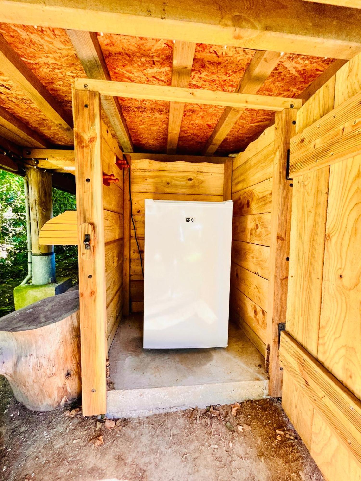 La Cabane Perchee Du Trappeur Ecrainville Ngoại thất bức ảnh