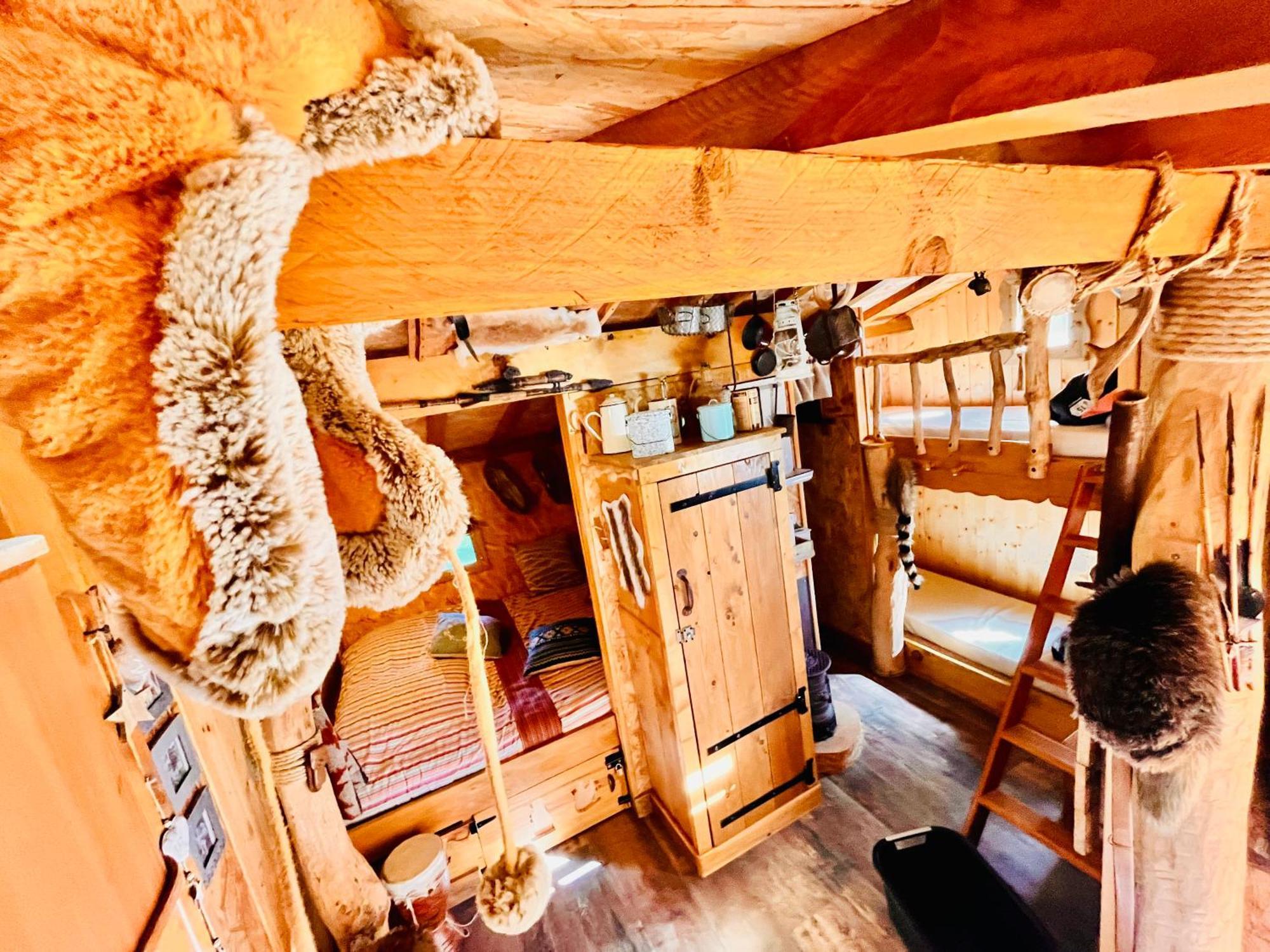 La Cabane Perchee Du Trappeur Ecrainville Ngoại thất bức ảnh