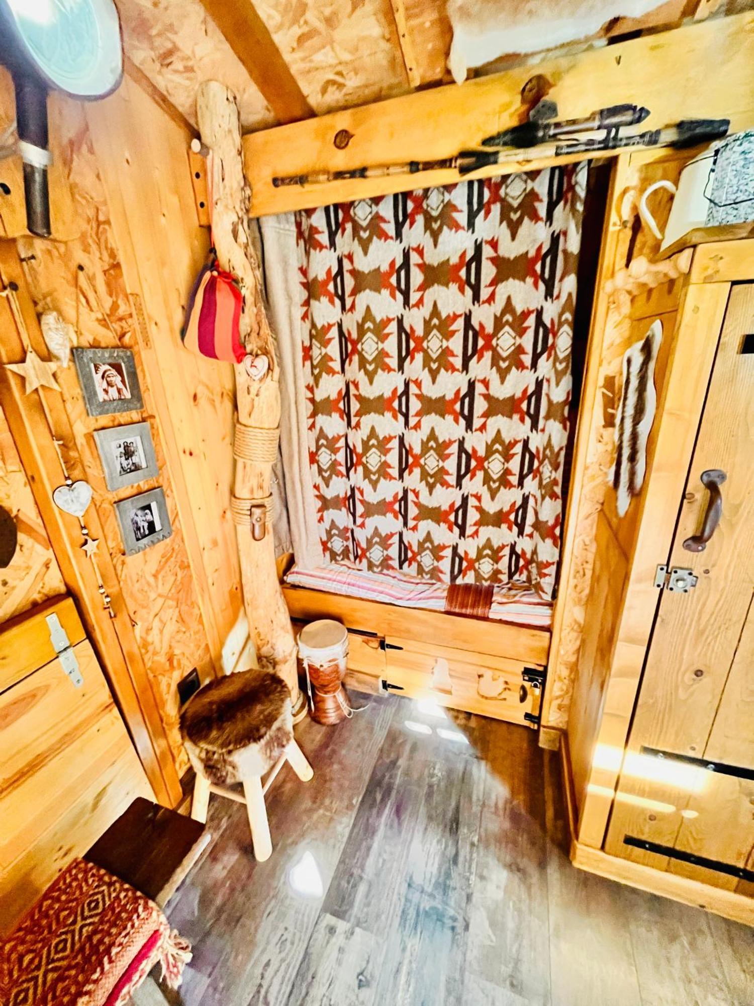 La Cabane Perchee Du Trappeur Ecrainville Ngoại thất bức ảnh