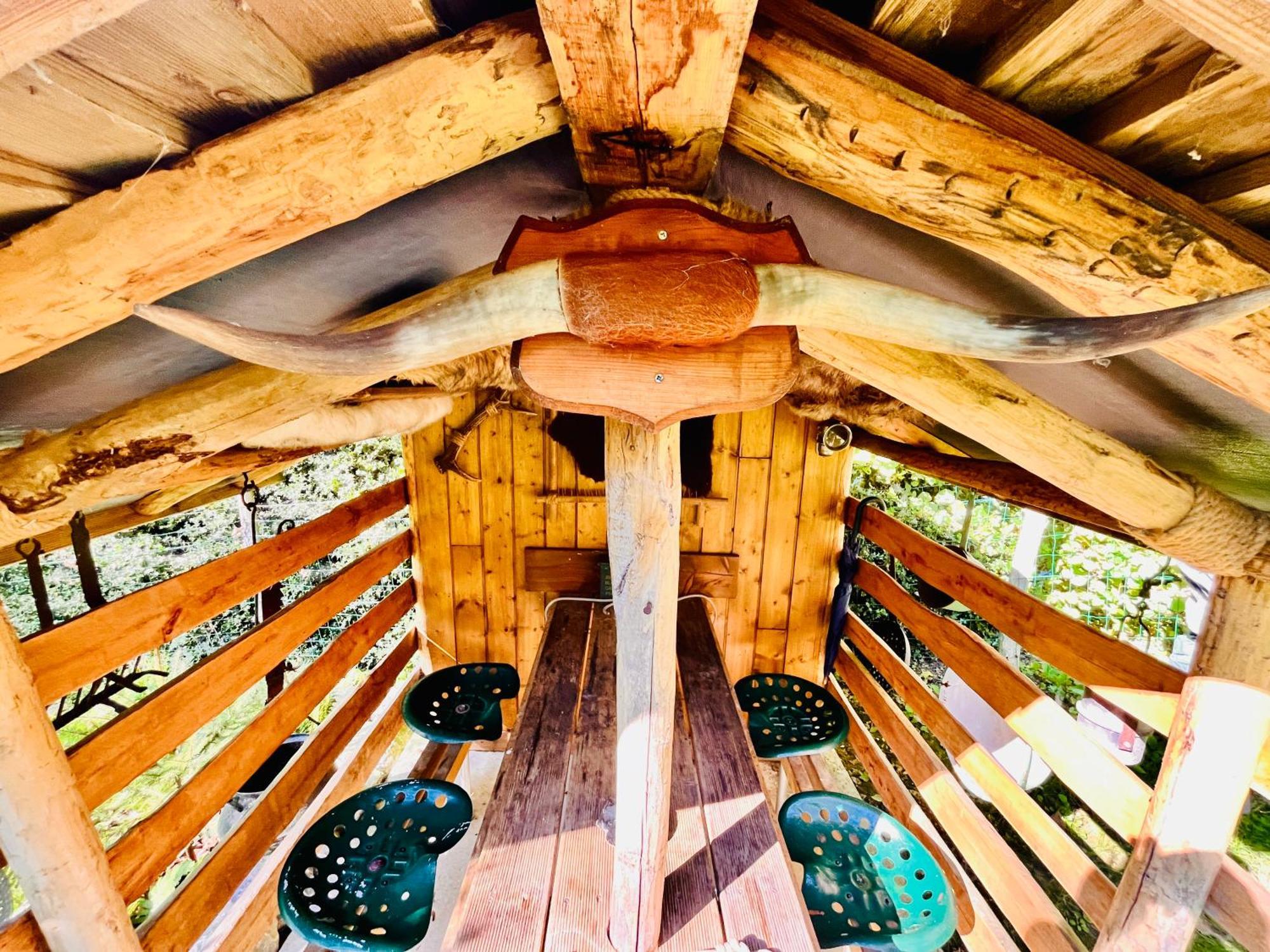 La Cabane Perchee Du Trappeur Ecrainville Ngoại thất bức ảnh